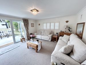 Photo 16- click for photo gallery